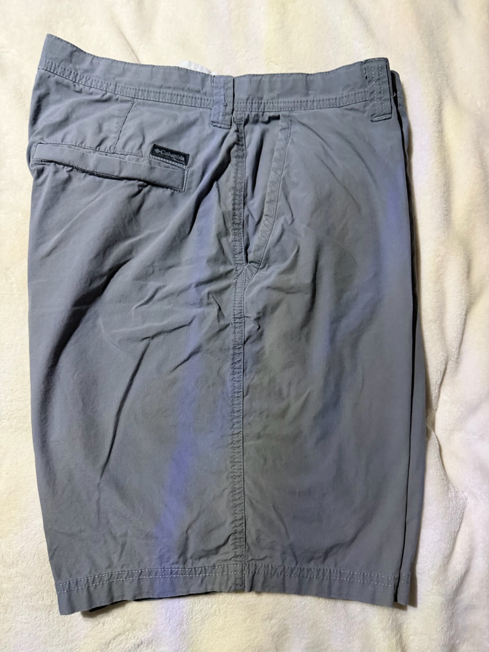 Columbia Slate Gray men’s shorts